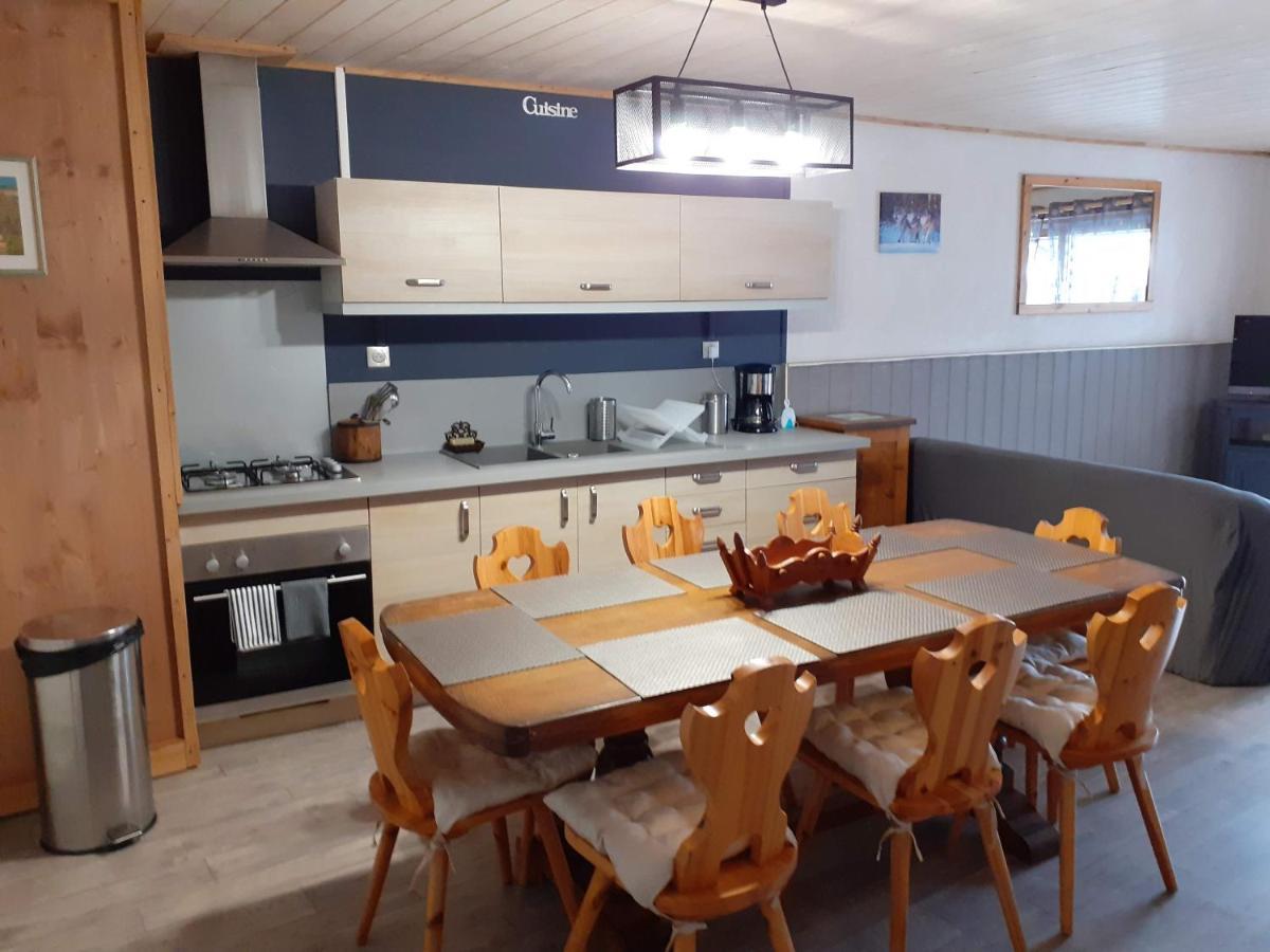 Apartmán La Maison Du Rocher Bourg-Saint-Maurice Exteriér fotografie